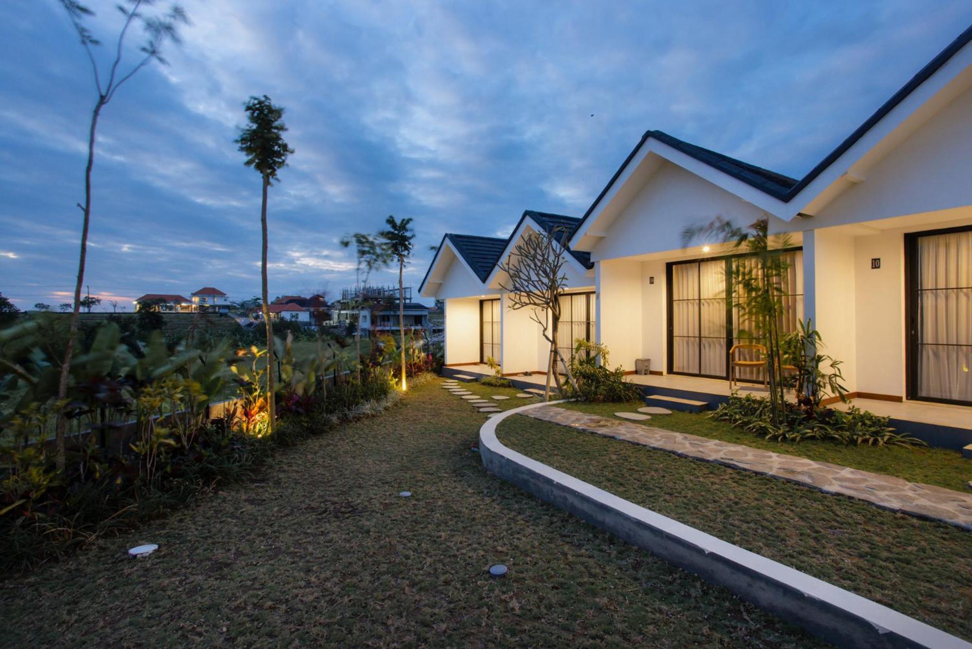 Sari Uma Canggu By Hospitality Bali Exterior photo